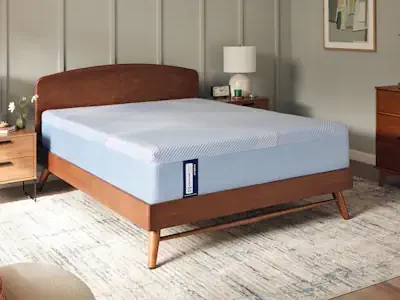Sealy Posturepedic hybrid mattress image